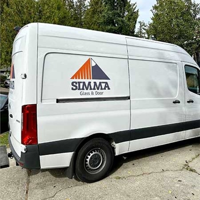Custom van graphics Photo
